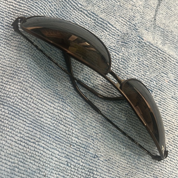 Used Ray-Ban Glossy Black Sunglasses RB3293 Aviator with scratches - Picture 6 of 6